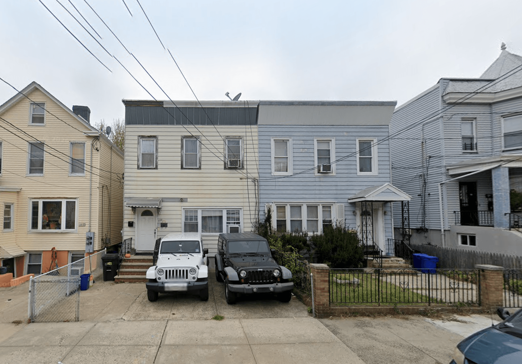 Property sold at 371-373 NY Ave