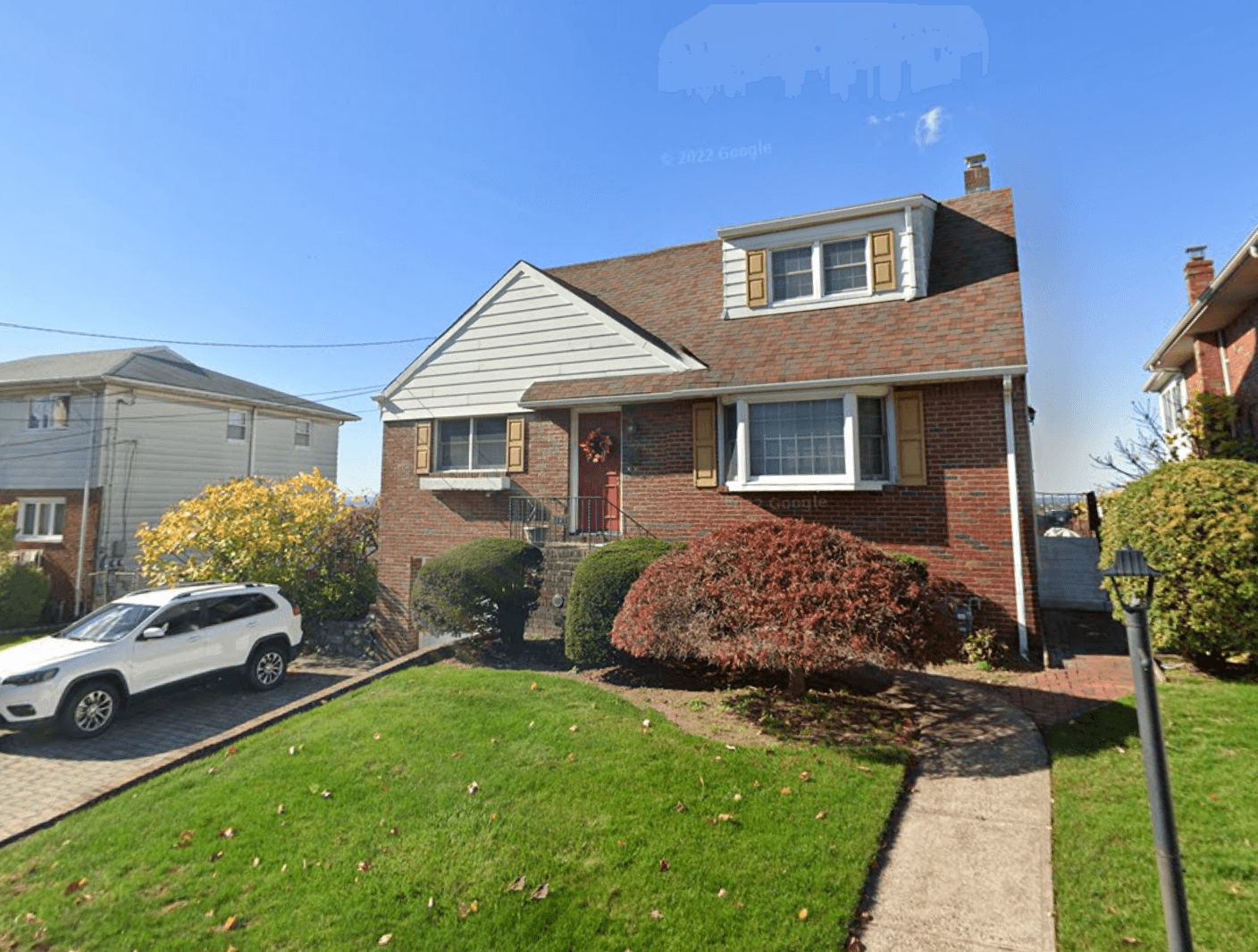 Property sold at 121 Princeton Pl