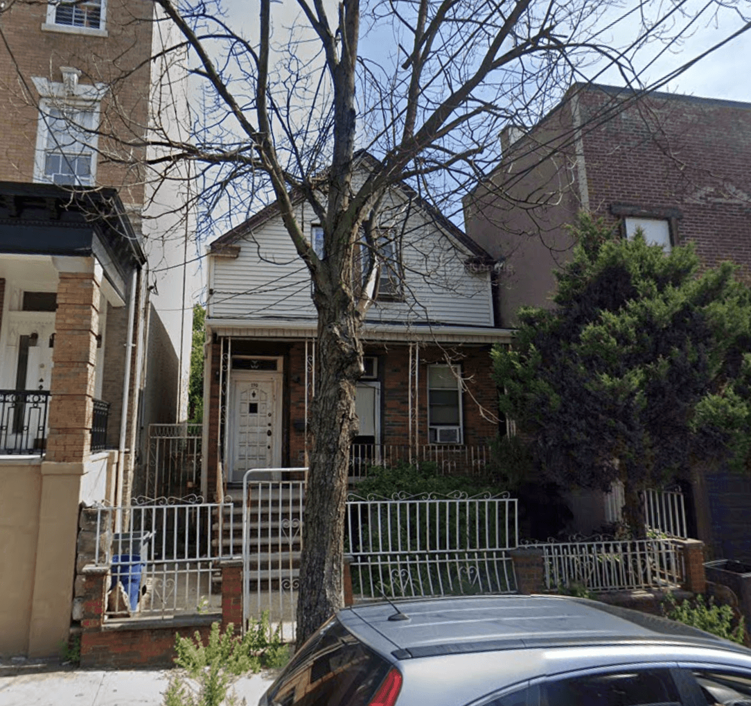 Property sold at 190 Griffith St